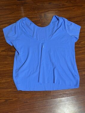 Nike Yoga Dri-FIT tank top in size 1X